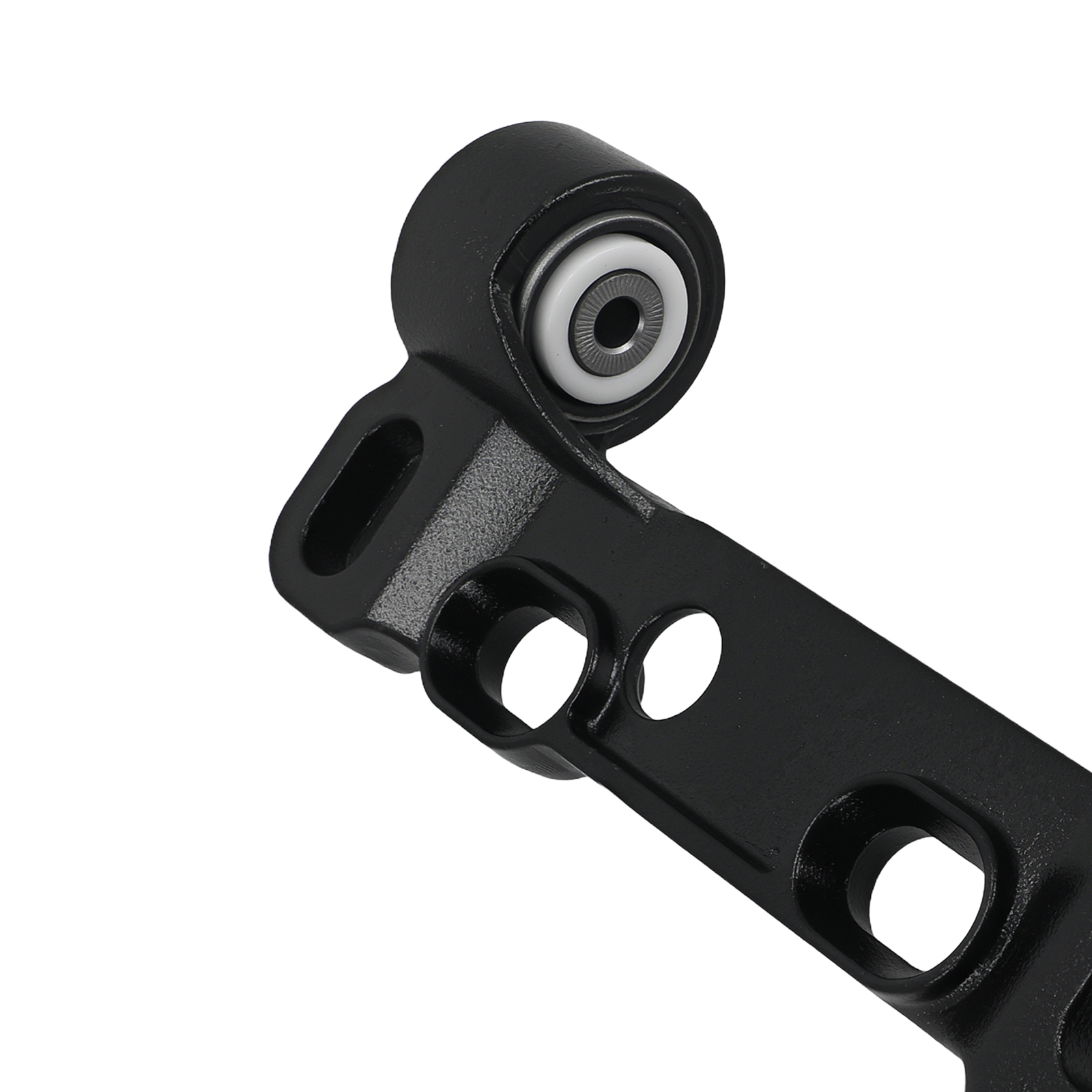 Front Lower Left Control Arm Support Bracket For Chevy Trailblazer Bravada 9-7x